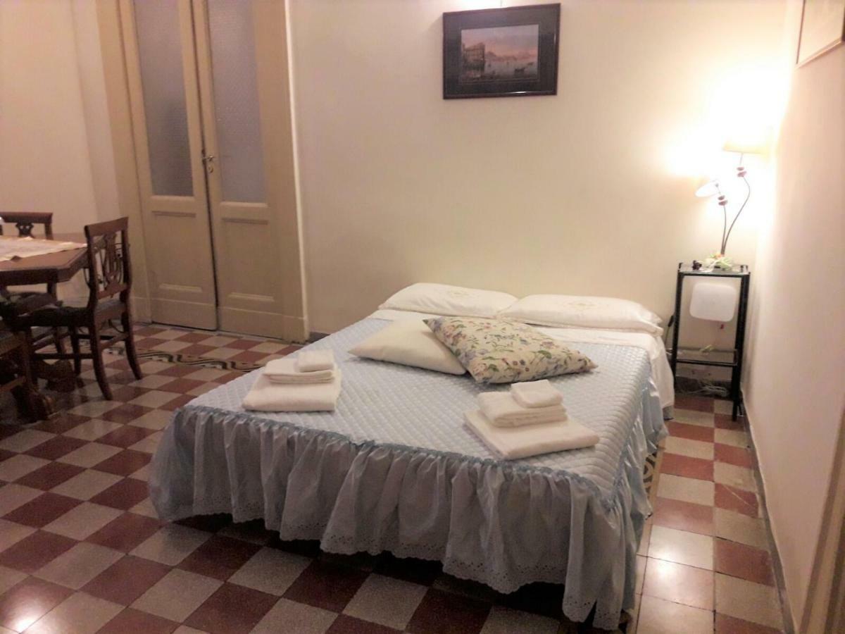 Casa Lillina A Toledo , Near Piazza Del Plebiscito Apartment Naples Exterior photo