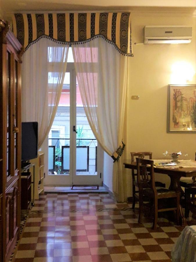 Casa Lillina A Toledo , Near Piazza Del Plebiscito Apartment Naples Exterior photo